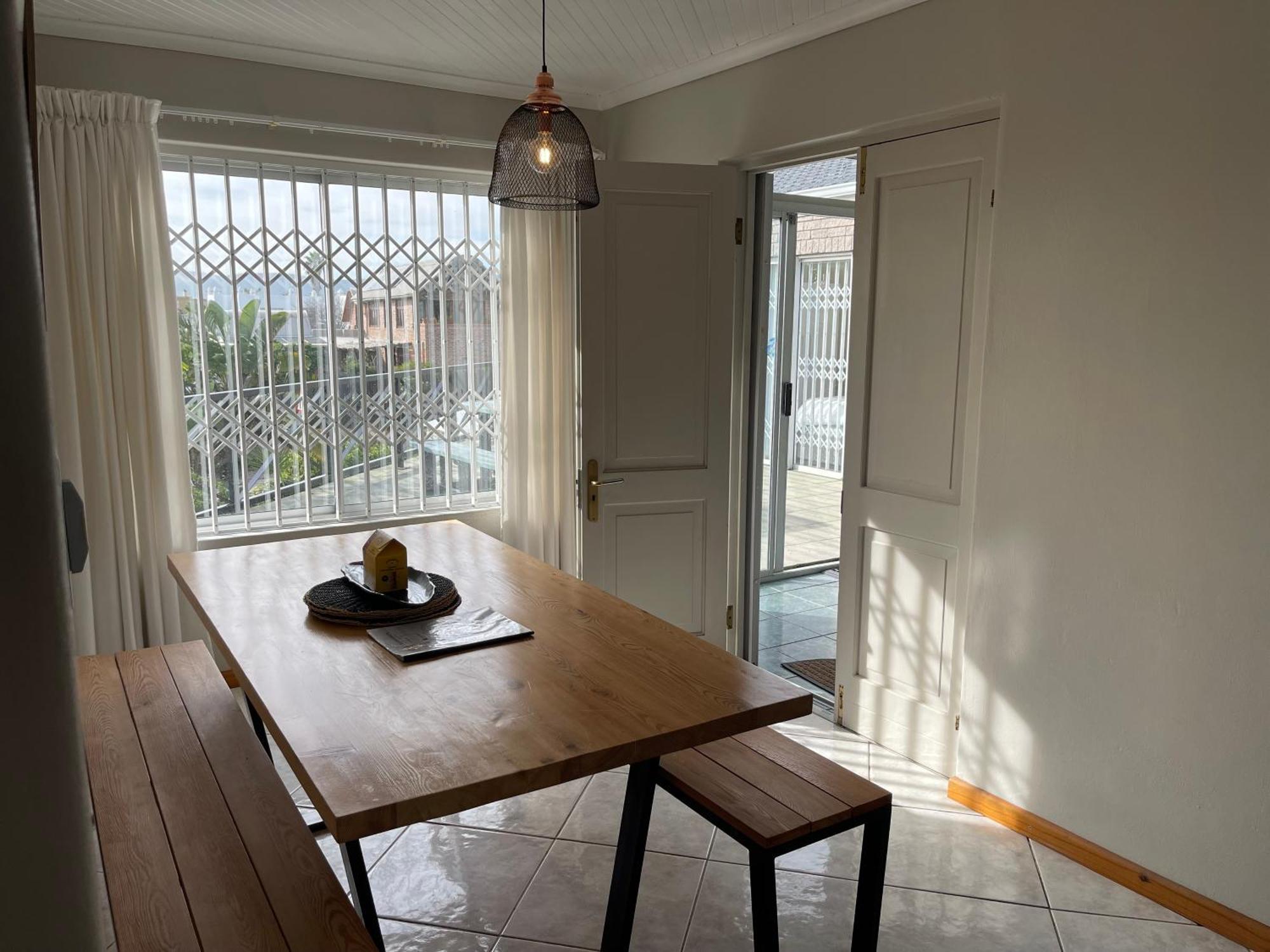 Silver Sunsets Self-catering Apartment Cape Town